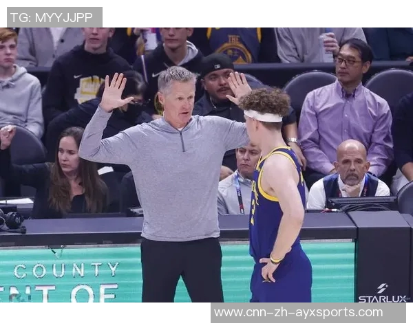 明天对阵开拓者科尔表示全员出战老将上场时间将略高于首场比赛 明天对阵开拓者科尔表示全员出战老将上场时间将略高于首场比赛