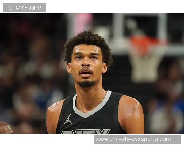 霍华德称赞文班亚马场均333分或将成为NBA新一代超级明星