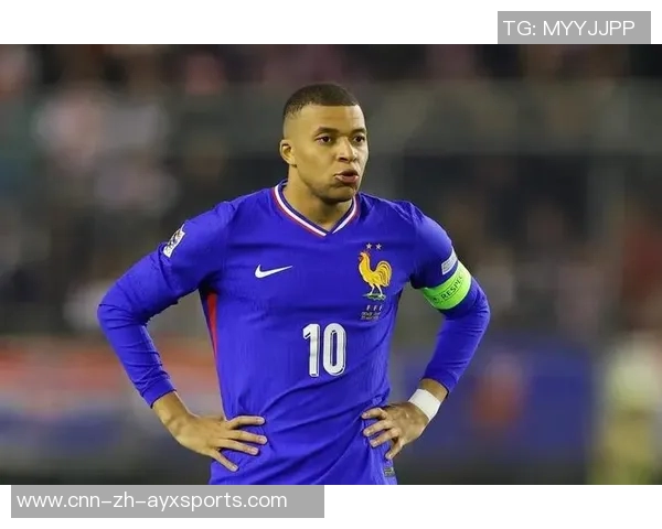 姆巴佩本场表现亮眼三次射门四次关键传球助力球队进攻 姆巴佩本场表现亮眼三次射门四次关键传球助力球队进攻