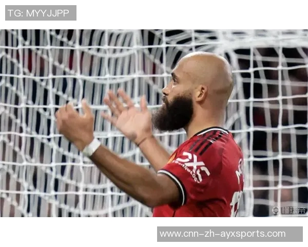 曼联旧将感叹姆伯莫阿玛德离队后右路防线崩溃局面