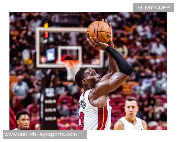 阿德巴约强调全队协作防守文班需打乱其高出手点节奏